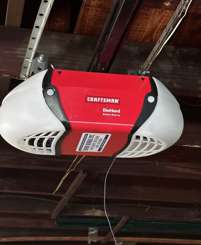 garage door opener installation service in Florida of Local Garage Door Services FL experts.