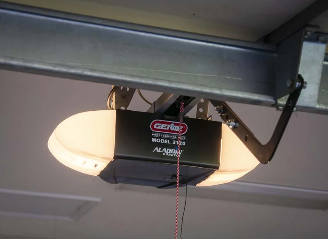 garage door opener repair services in Florida by experts technicians of Local Garage Door Services FL.
