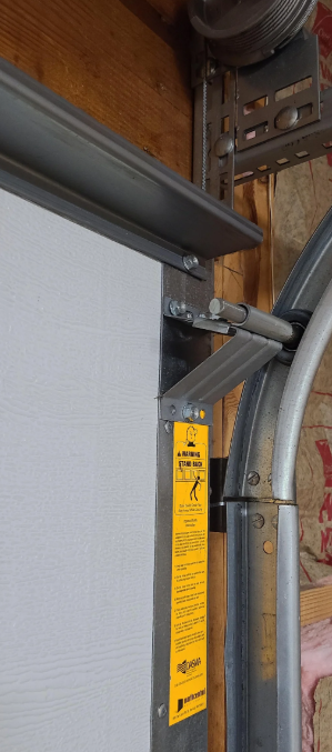 garage door track repair services of Local Garage Door Services FL.