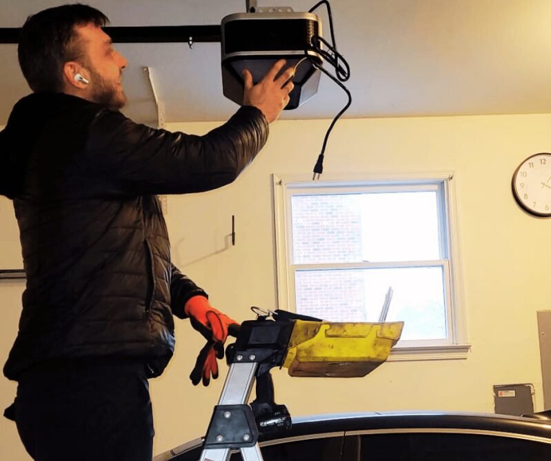 5 Common Reasons You Need Professional Garage Door Opener Repair