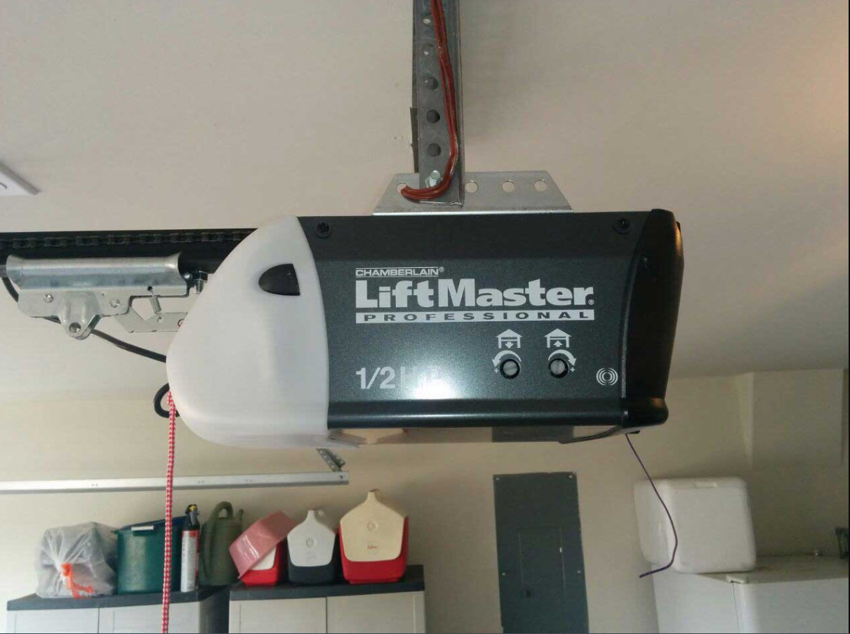 Automatic Garage Door Opener Repair in Coconut Creek, FL